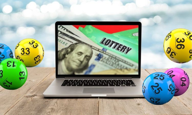 How do online lottery platforms manage prize settlement timing?